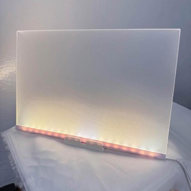 PIZARRA LED - CALENDARIO CON MARCADORES